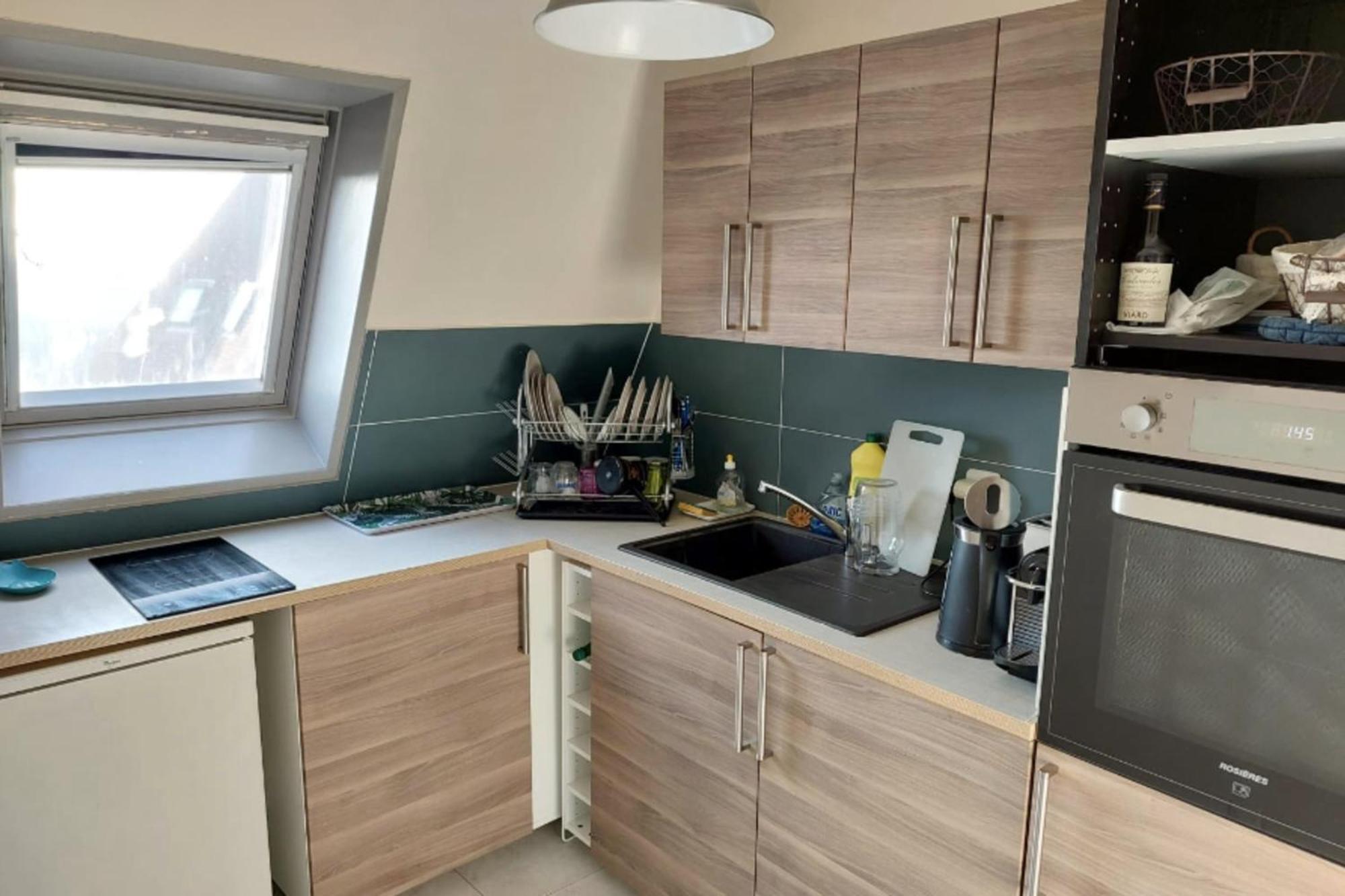 Apartment With Balcony Close To The Beach Кабур Екстериор снимка